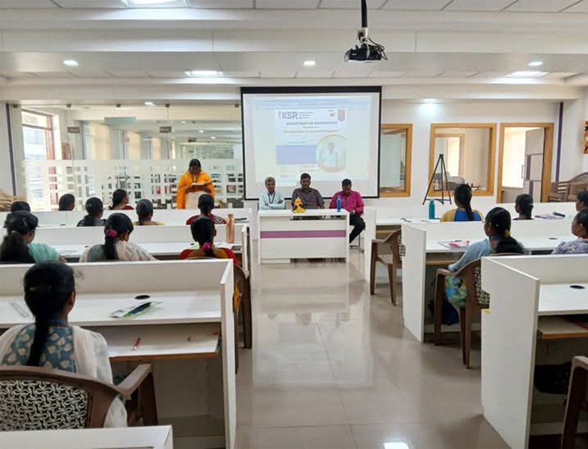 The role of mathematics in the IT field